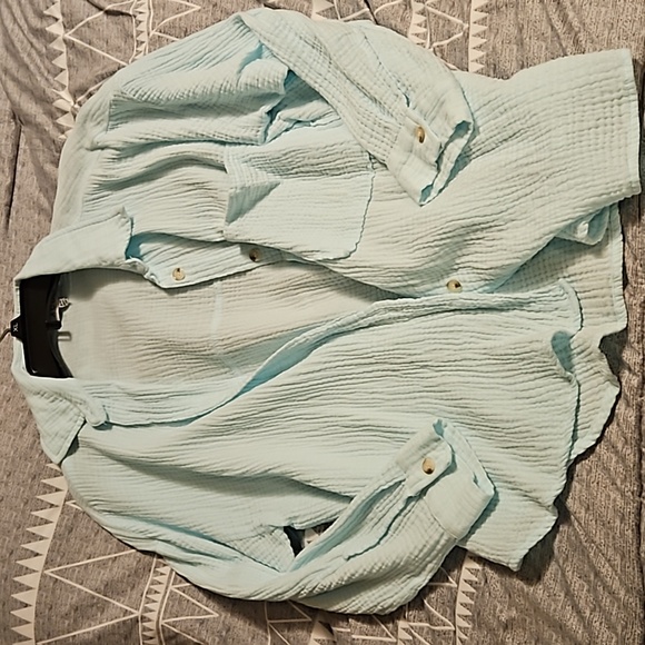 Aqua Tops - Beachy top